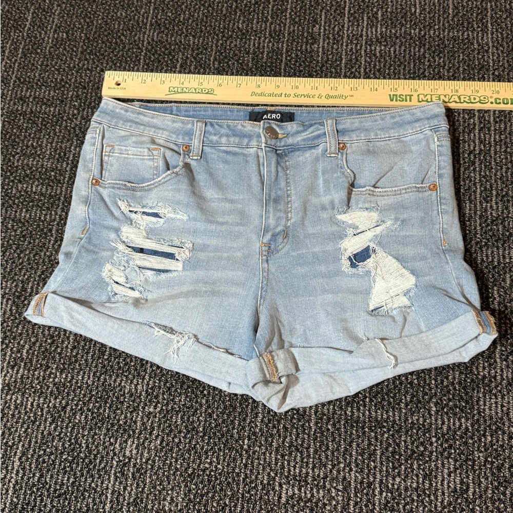 Aeropostale Short Women's High-Rise Midi Denim Mom Shorts Sz 18